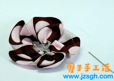 兼职手工活—大点桃花丝带蝴蝶结的详细教程