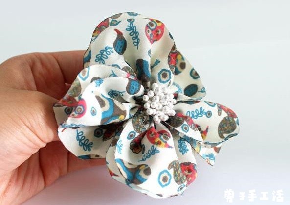 兼职手工活-大花瓣花色樱花发束发带制作教程