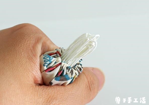 兼职手工活-大花瓣花色樱花发束发带制作教程
