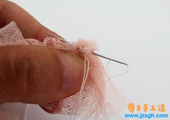 兼职手工活—— 粉色牡丹花丝带发卡制作教程